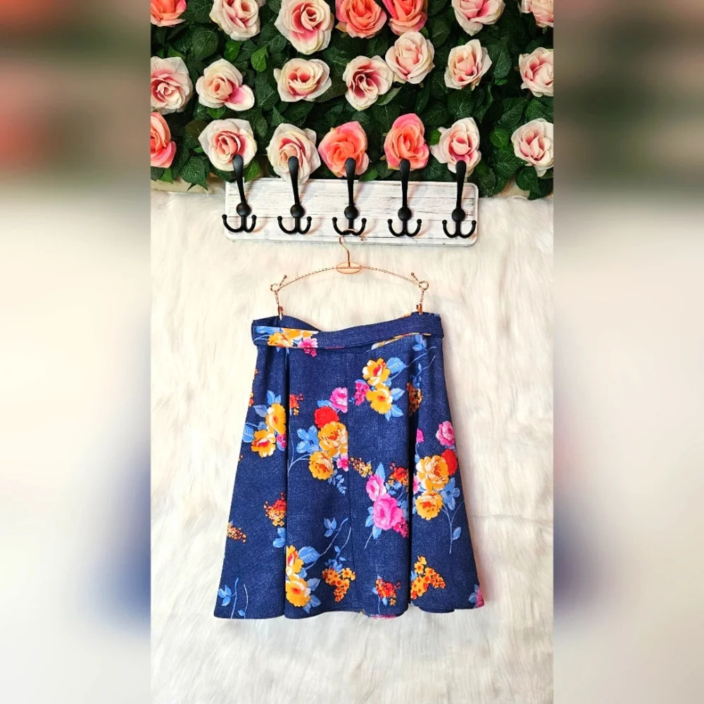Contenta Vintage Classic Floral Belted Skater Skirt - Picture 4 of 7